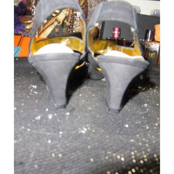 Maria Cristina Black Italian Suede Leather T Strap Pointed Toe Kitten Heels 7.5 - Picture 4 of 11